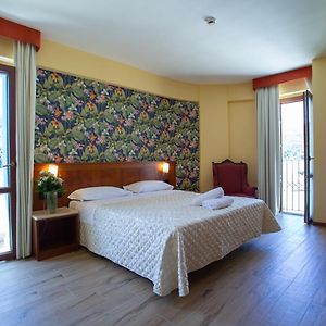 Hotel Miralago